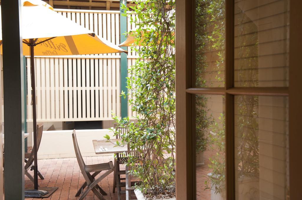 Cobb & Co Court Boutique Hotel Mudgee Exterior photo