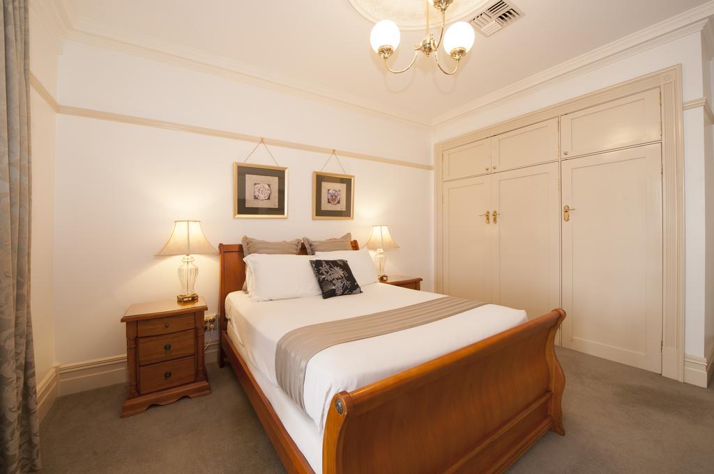 Cobb & Co Court Boutique Hotel Mudgee Exterior photo